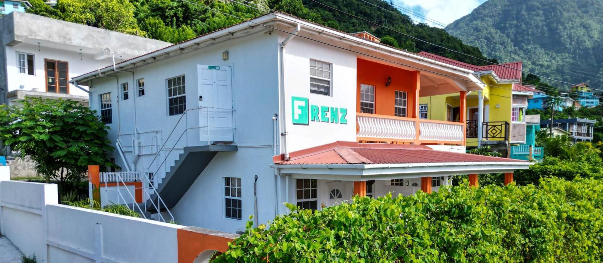Hotel Frenz Soufrière Esterno foto